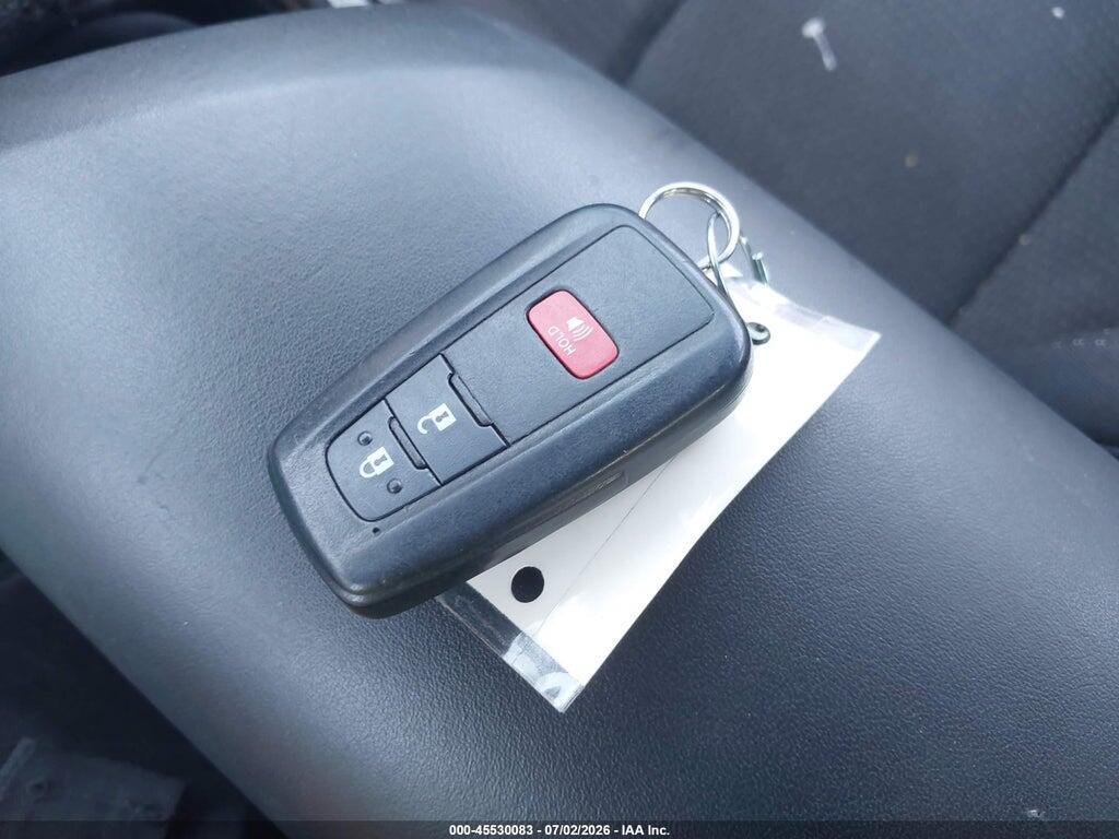 NMTKHMBX6KR092734 2019 TOYOTA C-HR photo no. 11