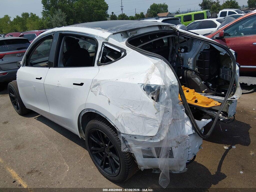 5YJYGDEE8MF108934 2021 TESLA MODEL Y photo no. 3