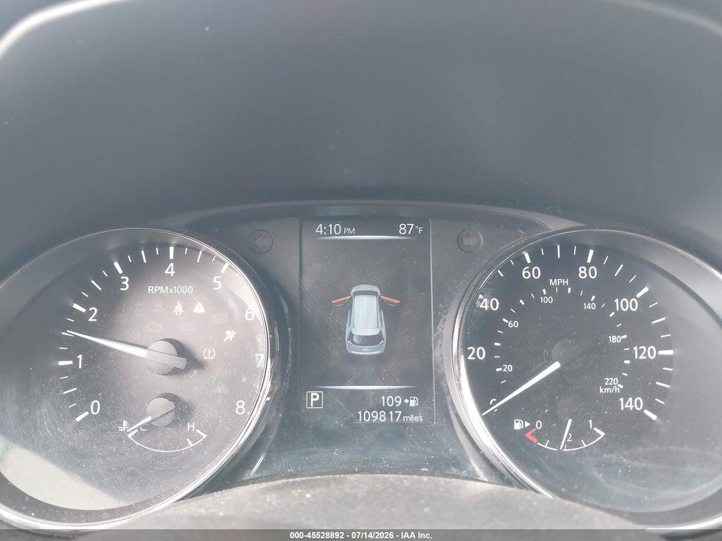 KNMAT2MV7HP524830 2017 NISSAN ROGUE photo no. 7