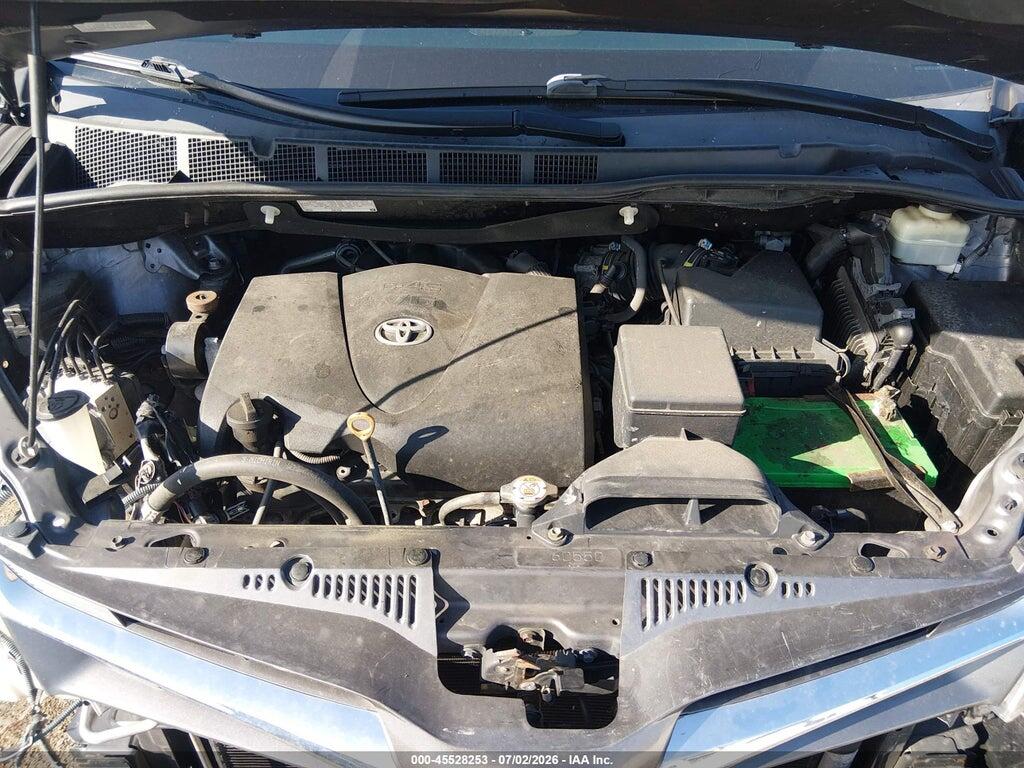 5TDDZ3DC9JS200015 2018 TOYOTA SIENNA photo no. 10