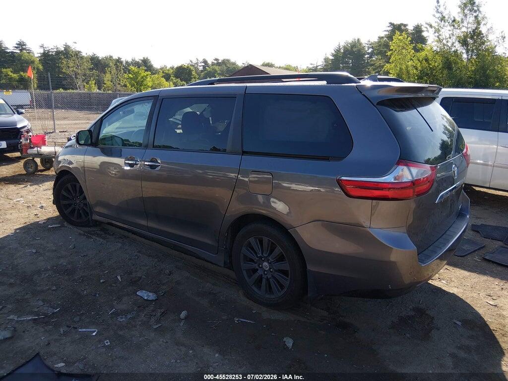 5TDDZ3DC9JS200015 2018 TOYOTA SIENNA photo no. 3