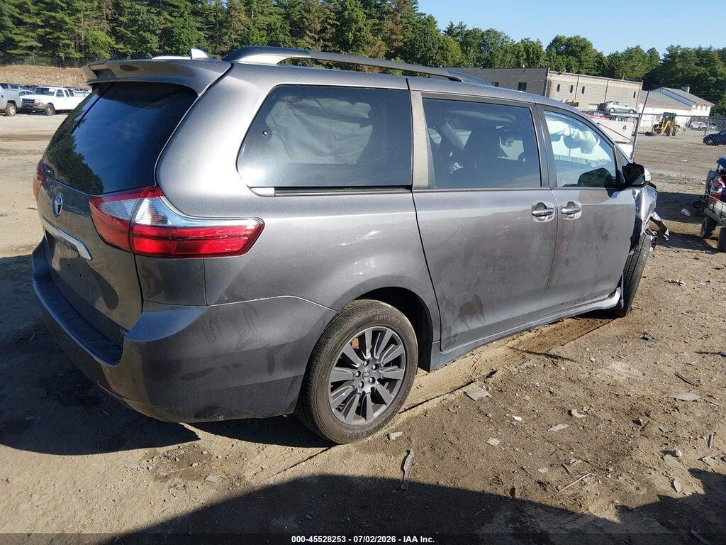 5TDDZ3DC9JS200015 2018 TOYOTA SIENNA photo no. 4
