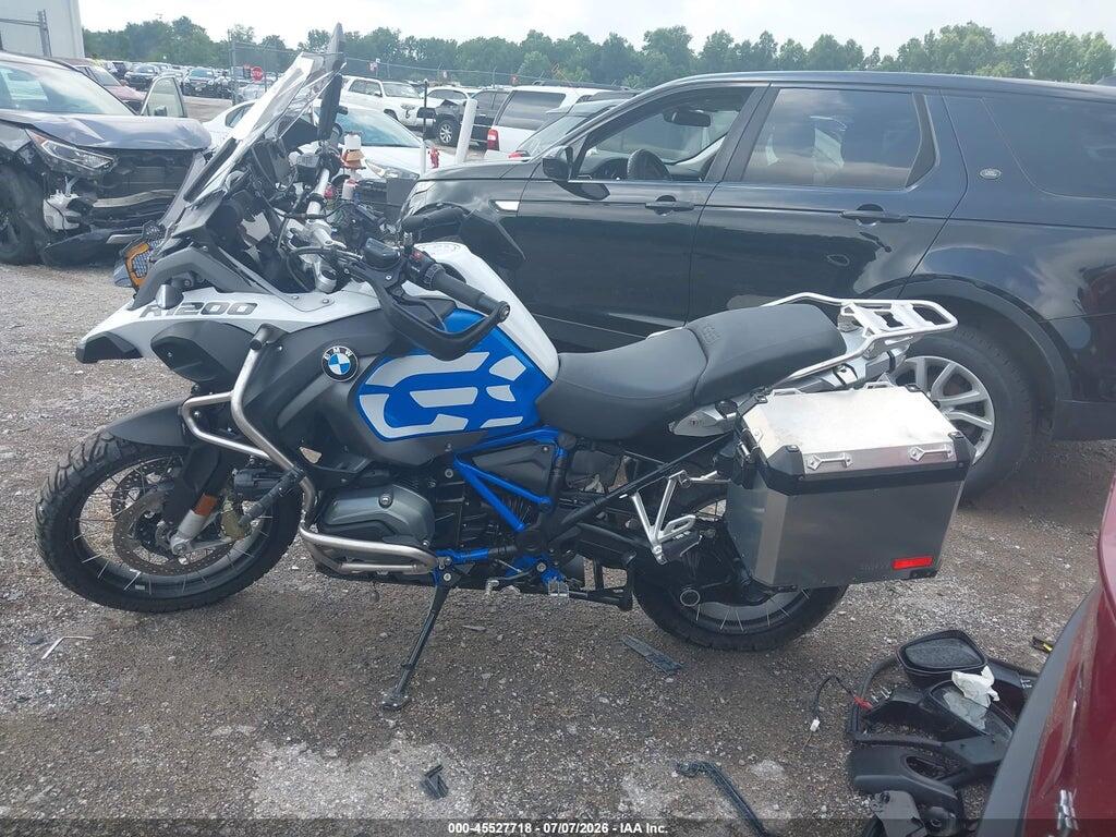 WB10A1202JZ968112 2018 BMW R1200 photo no. 12