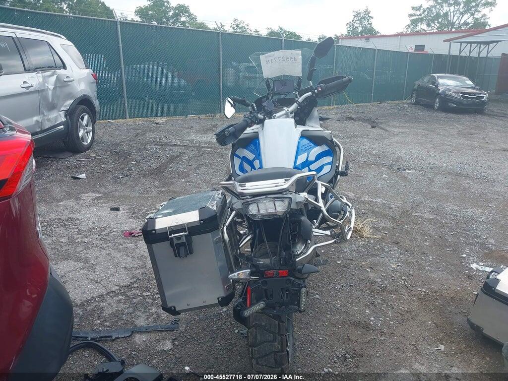 WB10A1202JZ968112 2018 BMW R1200 photo no. 6