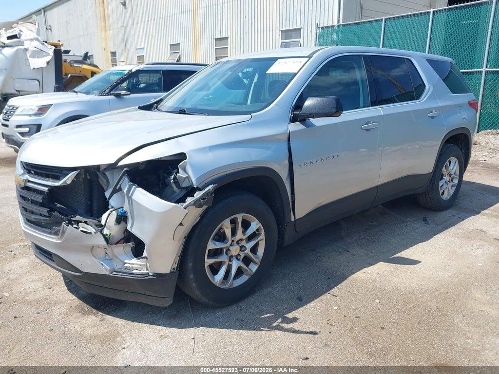 1GNERFKW2JJ232070 2018 CHEVROLET TRAVERSE photo no. 2