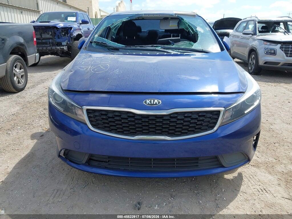 3KPFL4A73HE140132 2017 KIA FORTE photo no. 12