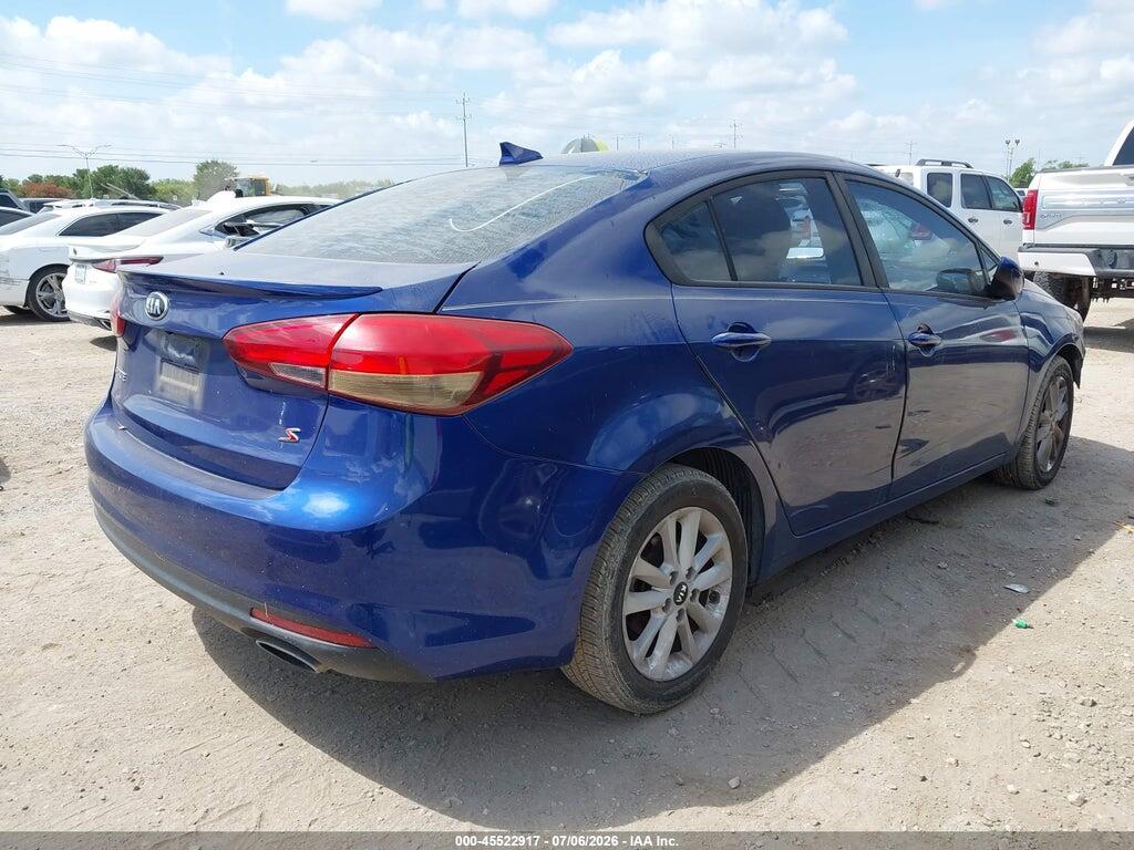 3KPFL4A73HE140132 2017 KIA FORTE photo no. 4