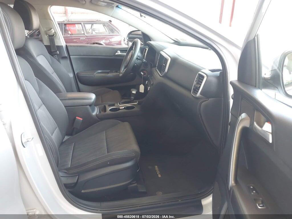 KNDPMCAC6N7963965 2022 KIA SPORTAGE photo no. 5