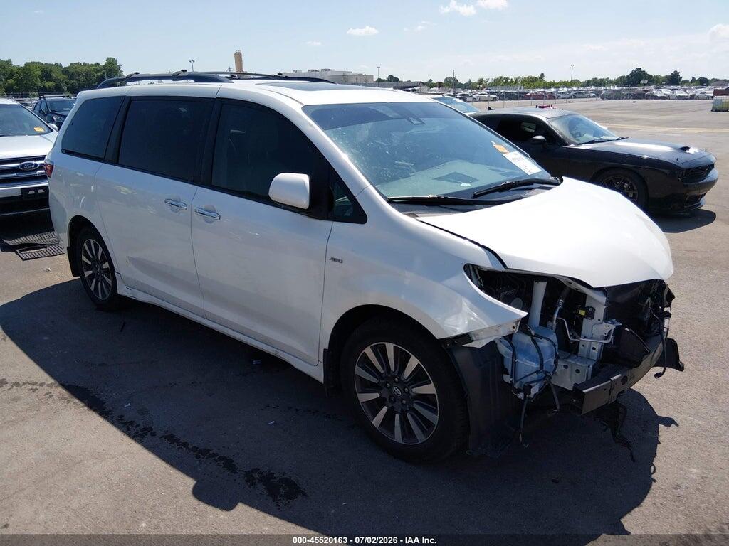 5TDDZ3DC7JS208257 2018 TOYOTA SIENNA photo no. 1