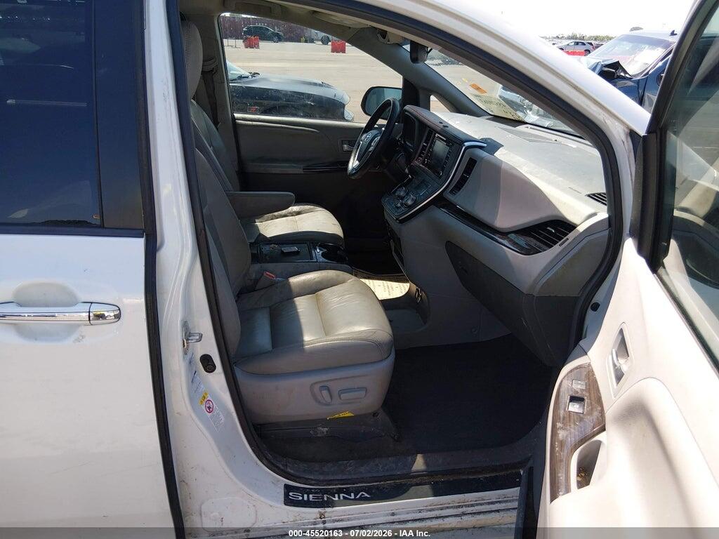 5TDDZ3DC7JS208257 2018 TOYOTA SIENNA photo no. 5