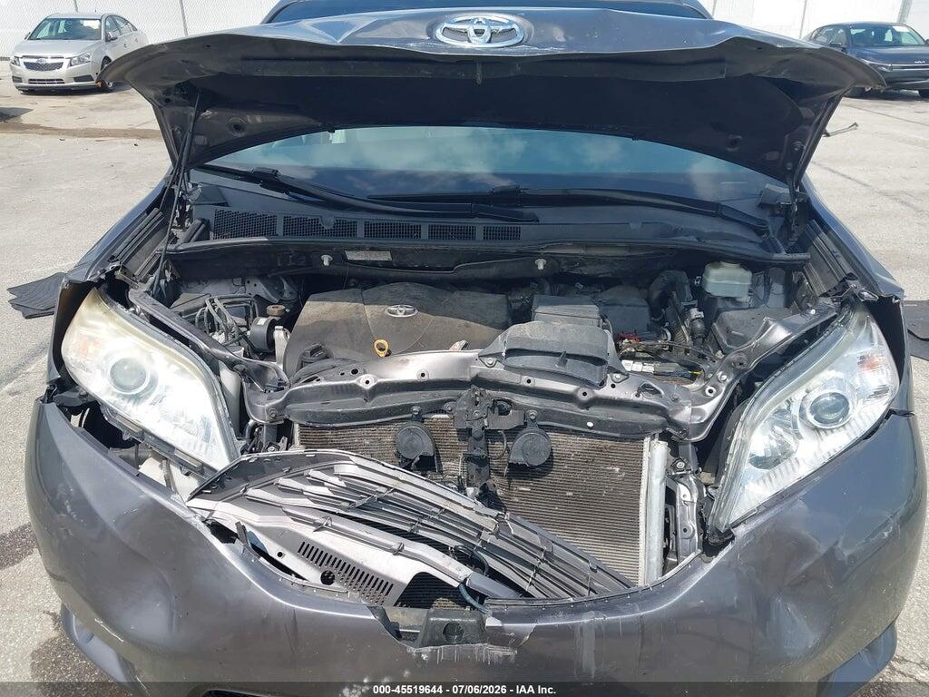 5TDYZ3DC9HS786775 2017 TOYOTA SIENNA photo no. 10