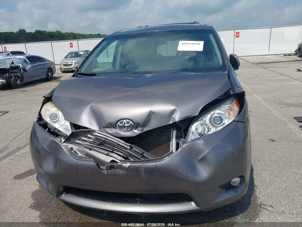 5TDYZ3DC9HS786775 2017 TOYOTA SIENNA photo no. 12