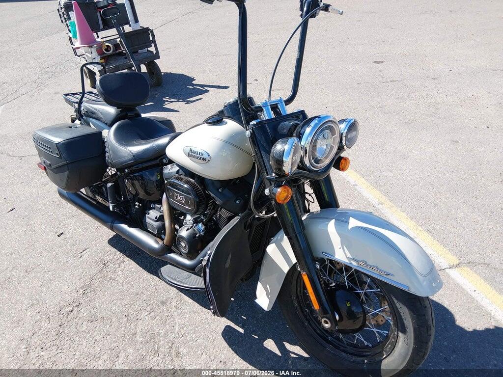 2022 HARLEY-DAVIDSON FLHCS 1HD1YBK10NB058327