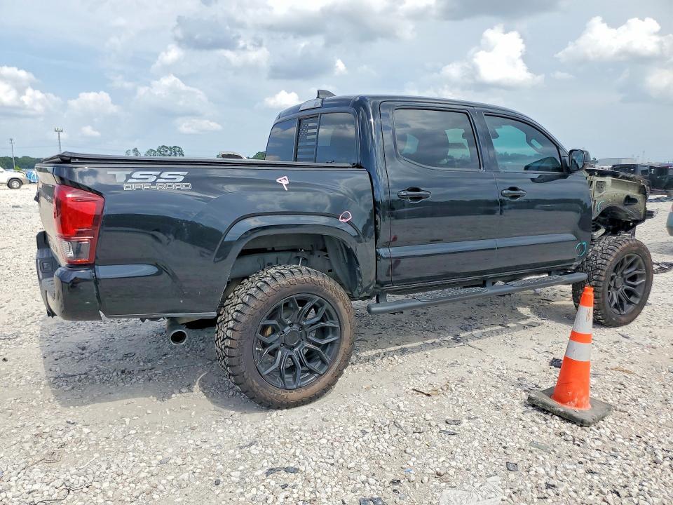 3TYCZ5AN9PT140179 2023 TOYOTA TACOMA photo no. 3