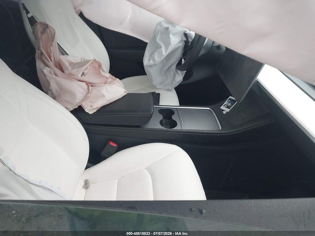 7SAYGAEE3SF221849 2025 TESLA MODEL Y photo no. 5