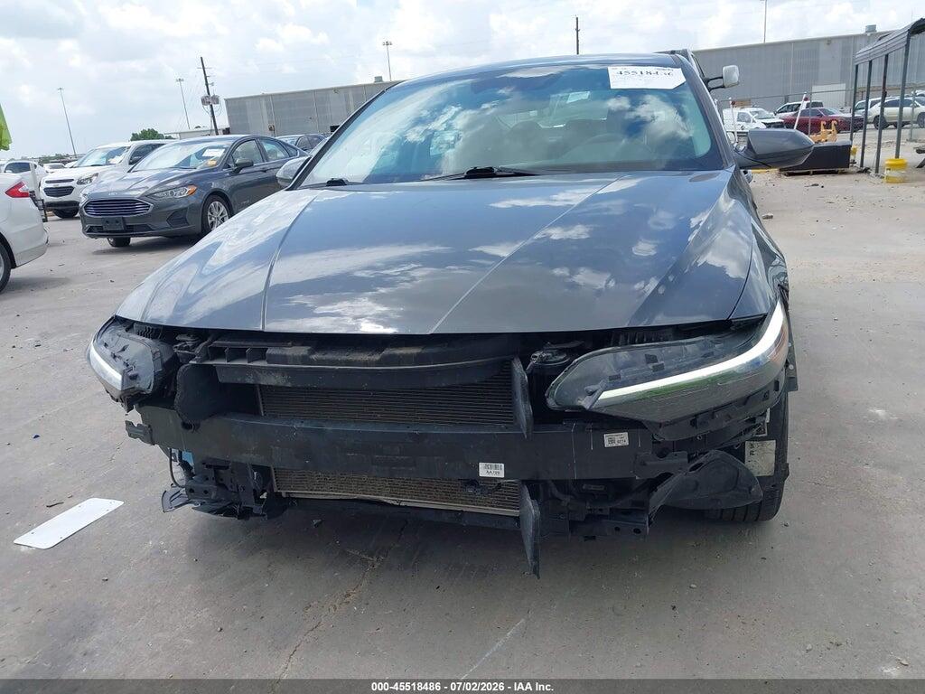 KMHLM4DG1RU685823 2024 HYUNDAI ELANTRA photo no. 6