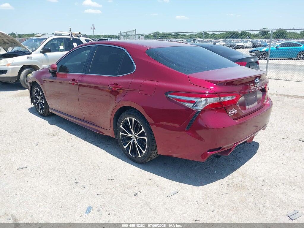 4T1B11HK1JU585632 2018 TOYOTA CAMRY photo no. 3