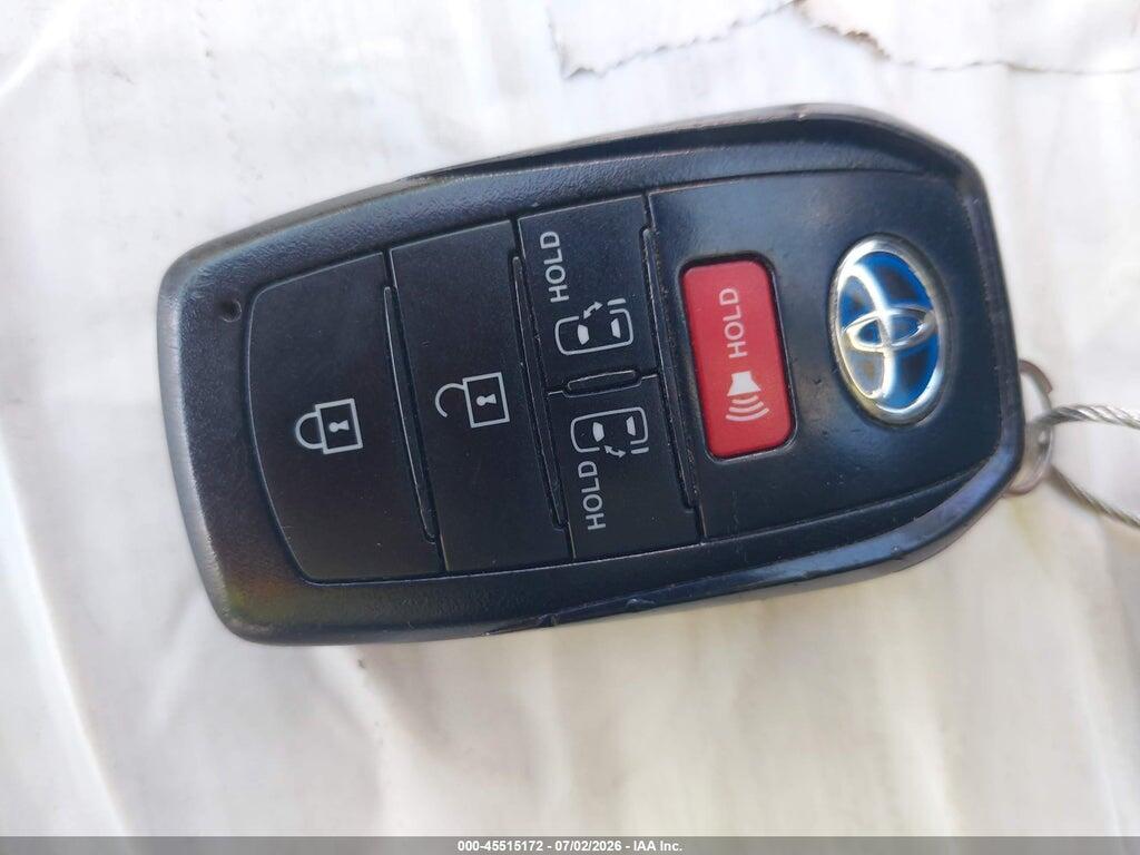 5TDKRKEC0PS157600 2023 TOYOTA SIENNA photo no. 11