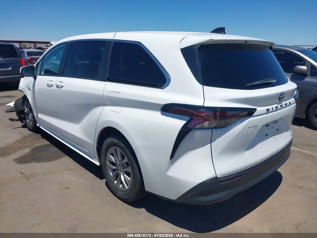 5TDKRKEC0PS157600 2023 TOYOTA SIENNA photo no. 3