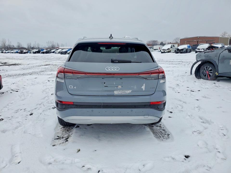 2022 AUDI Q4 E-TRON PRESTIGE — Фото 6 из 14