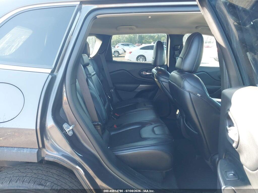 1C4PJMLB0KD253959 2019 JEEP CHEROKEE photo no. 8