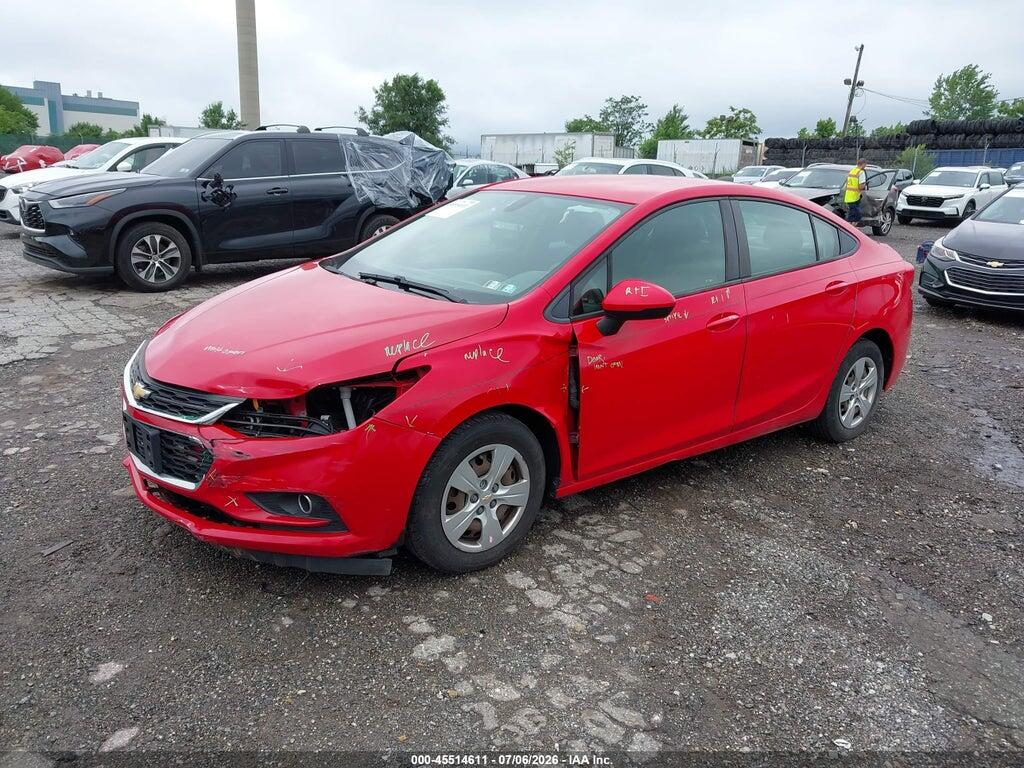 1G1BC5SM0J7206322 2018 CHEVROLET CRUZE photo no. 2