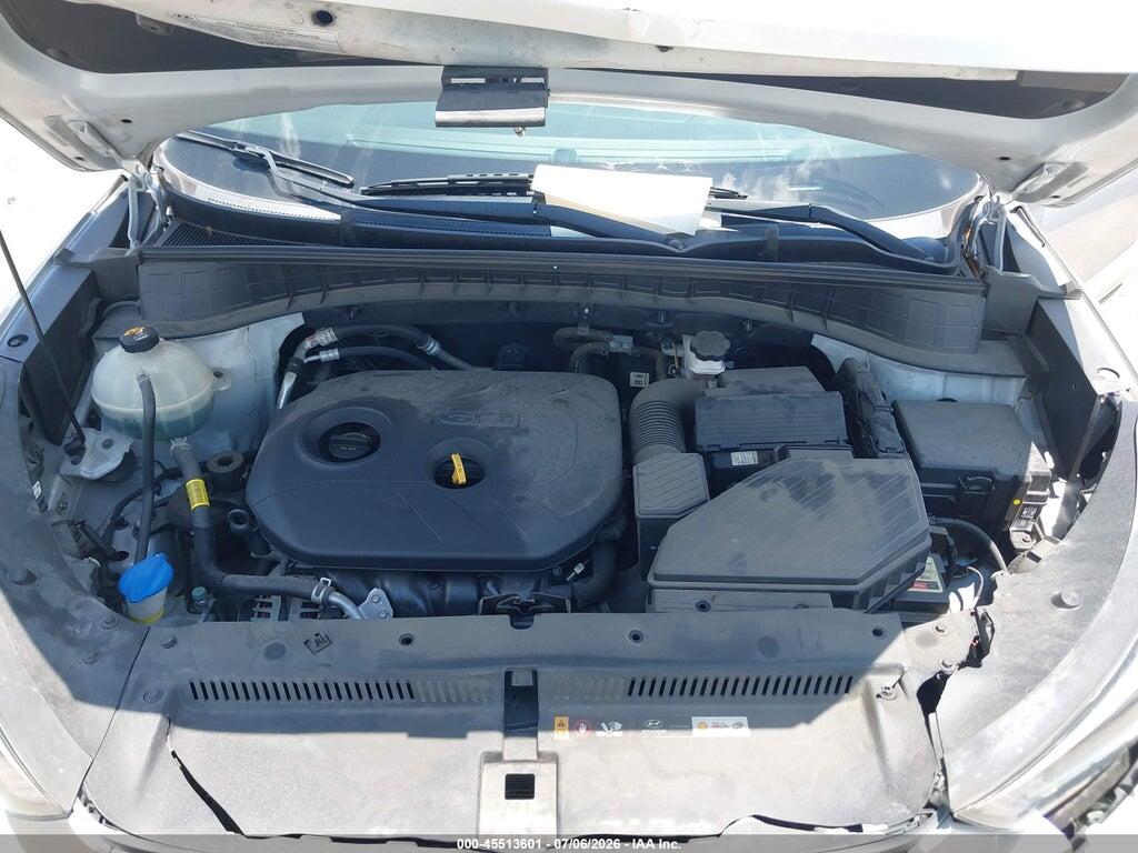 KM8J33A48JU765879 2018 HYUNDAI TUCSON photo no. 10