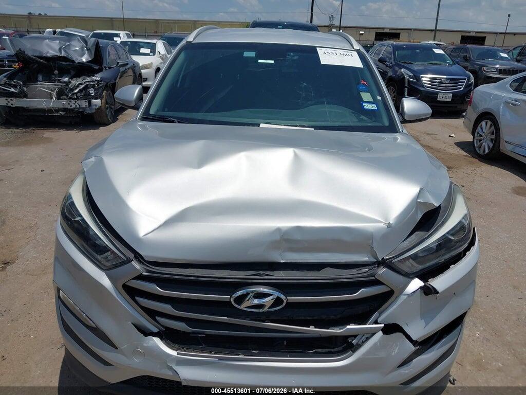 KM8J33A48JU765879 2018 HYUNDAI TUCSON photo no. 12
