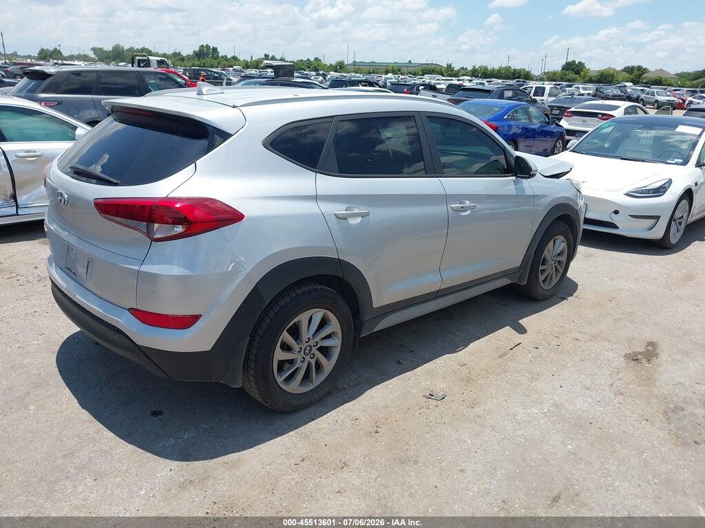 KM8J33A48JU765879 2018 HYUNDAI TUCSON photo no. 4