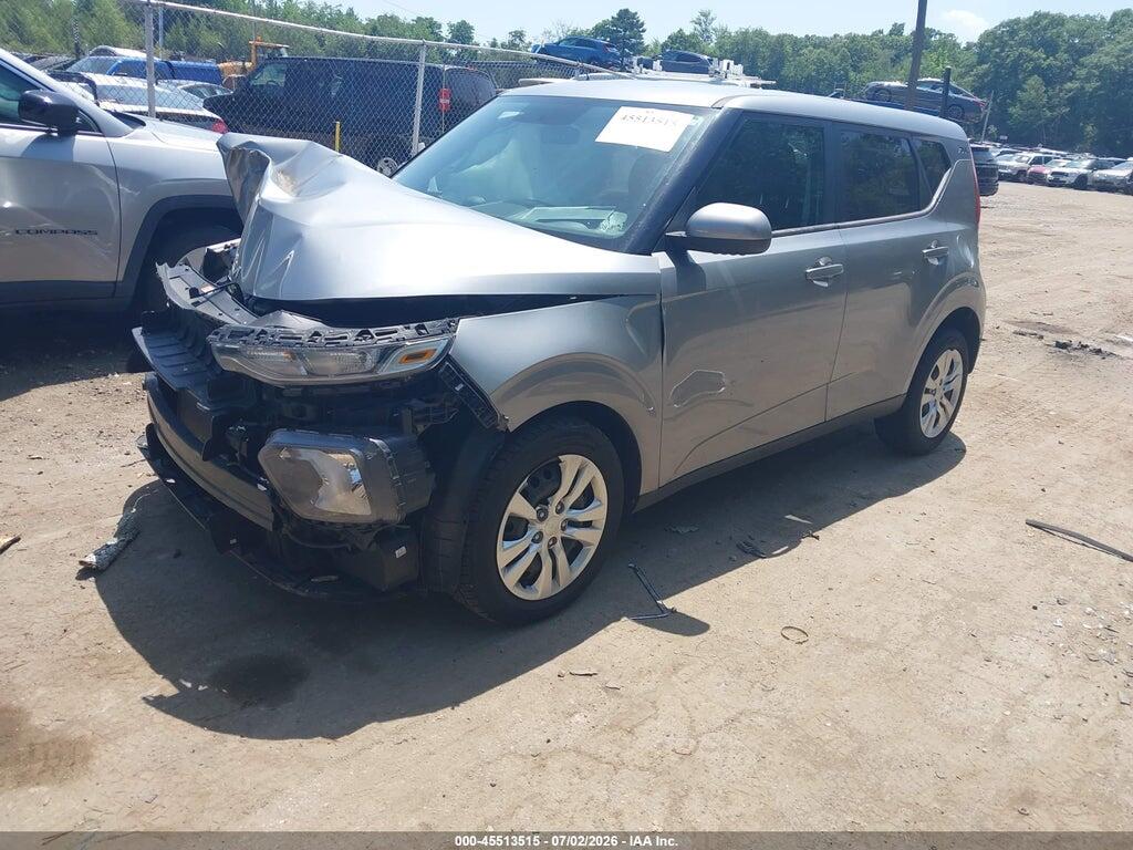 KNDJ23AU2N7806812 2022 KIA SOUL photo no. 2