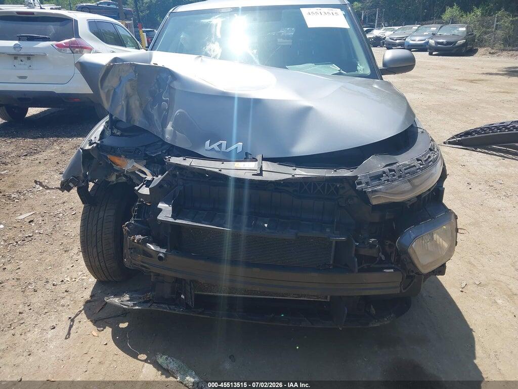 KNDJ23AU2N7806812 2022 KIA SOUL photo no. 6