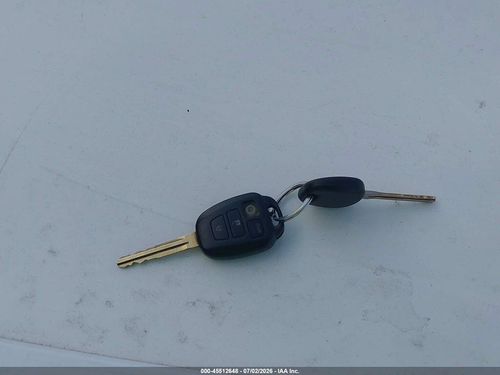 5YFBURHE6GP370807 2016 TOYOTA COROLLA photo no. 11