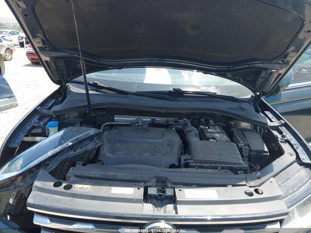 3VV3B7AX4JM208149 2018 VOLKSWAGEN TIGUAN photo no. 10