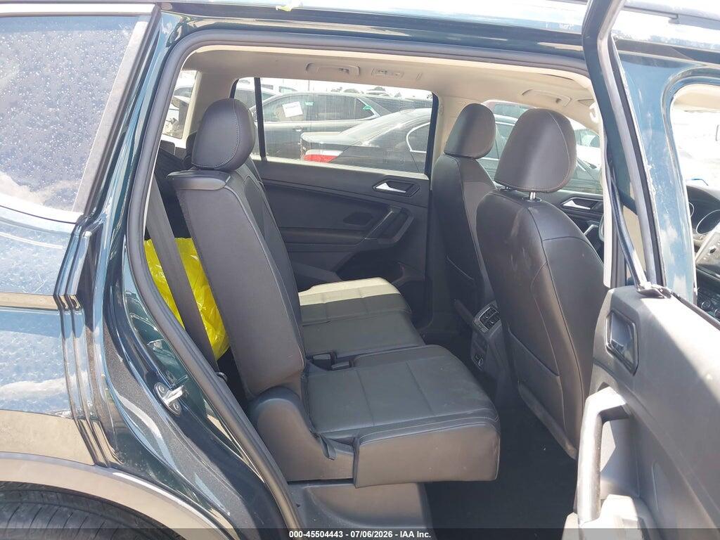 3VV3B7AX4JM208149 2018 VOLKSWAGEN TIGUAN photo no. 8