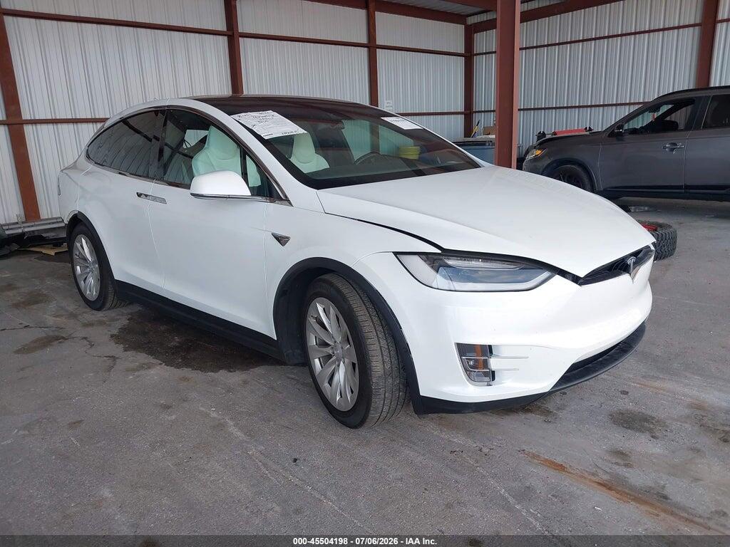 5YJXCBE22JF112037 2018 TESLA MODEL X photo no. 1