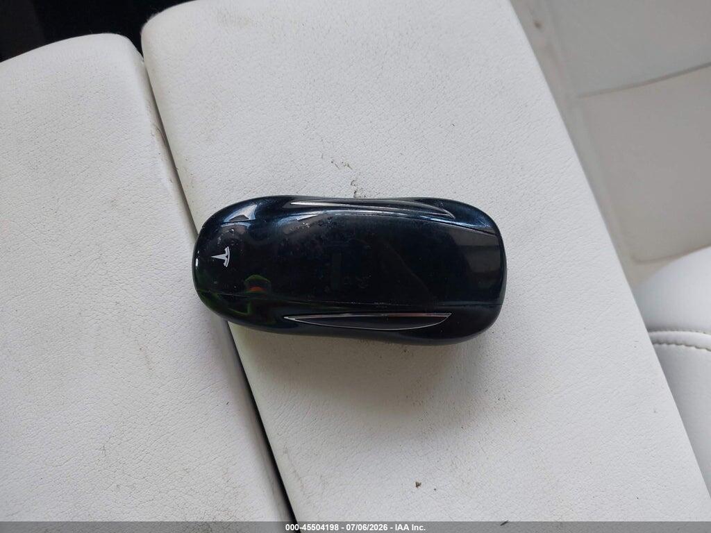 5YJXCBE22JF112037 2018 TESLA MODEL X photo no. 11