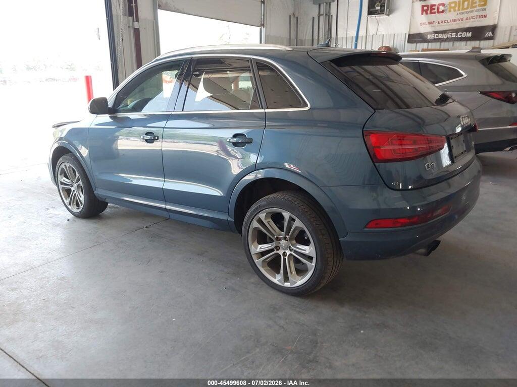 WA1JCCFS9HR002708 2017 AUDI Q3 photo no. 3