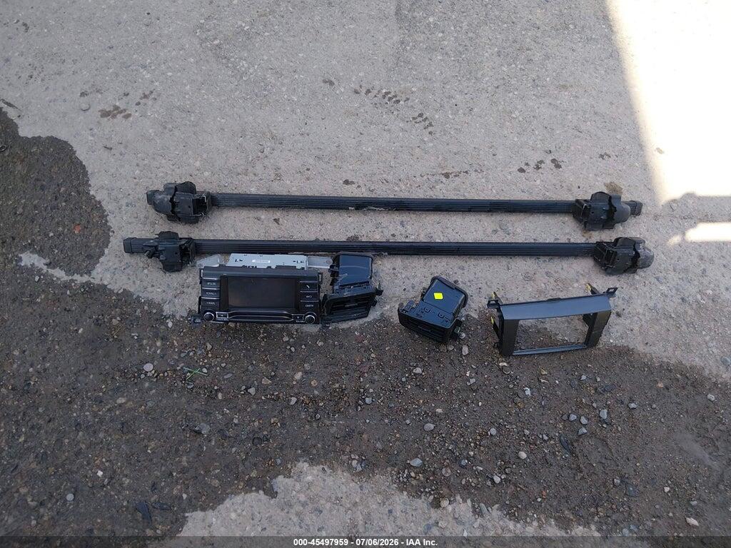 2T3BFREV7HW655067 2017 TOYOTA RAV4 photo no. 12