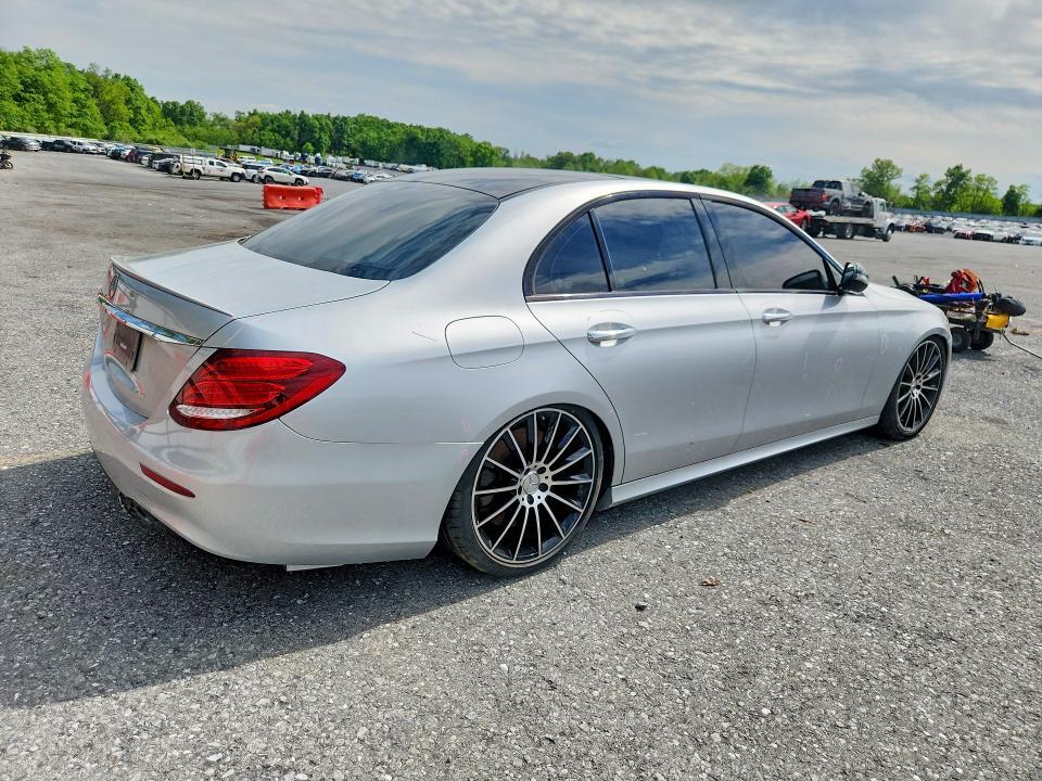 2020 MERCEDES-BENZ E AMG 53 4MATIC — Фото 3 из 12