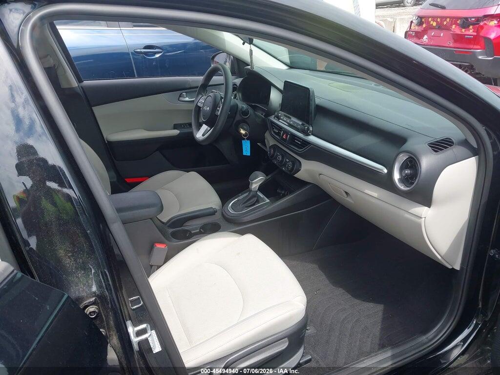 3KPF24AD5PE658508 2023 KIA FORTE photo no. 5