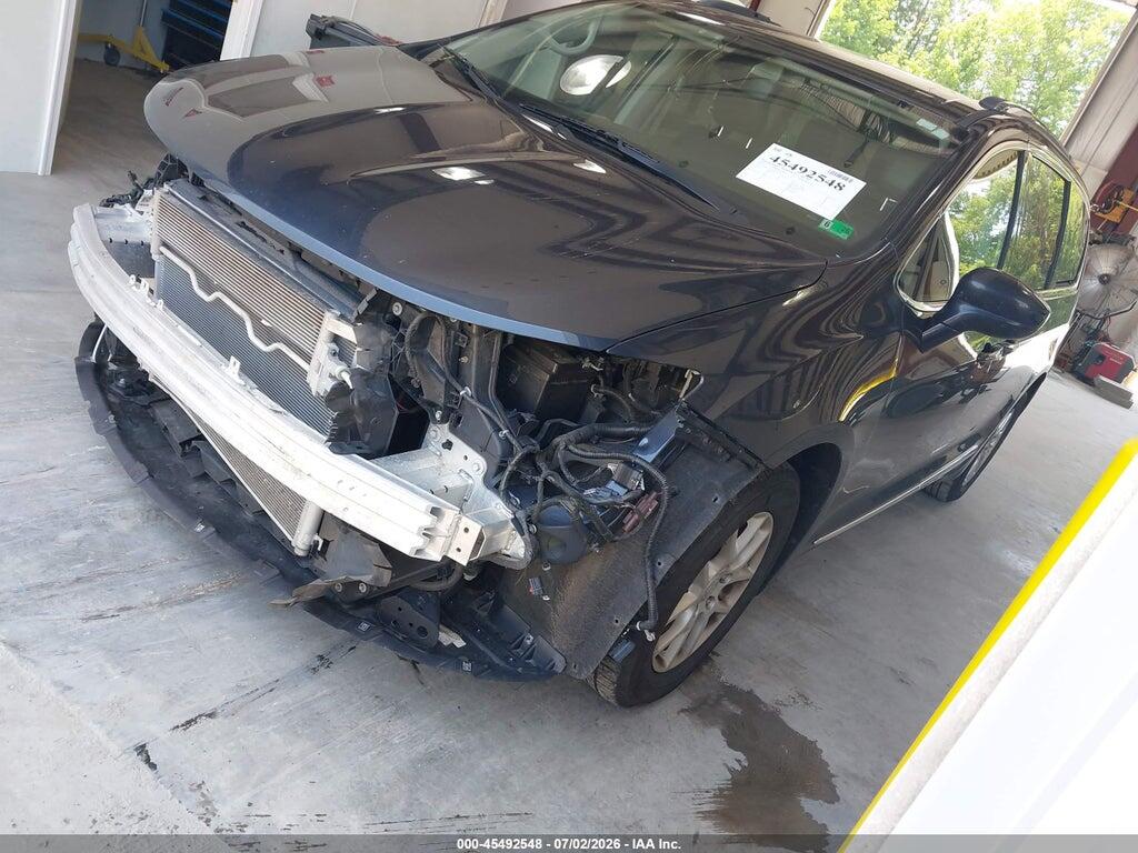 2C4RC1BG4LR192340 2020 CHRYSLER PACIFICA photo no. 2
