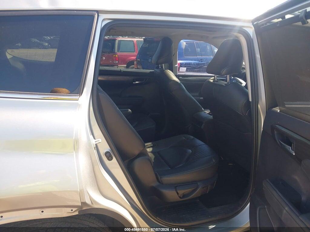 5TDDZRBH6MS146632 2021 TOYOTA HIGHLANDER photo no. 8