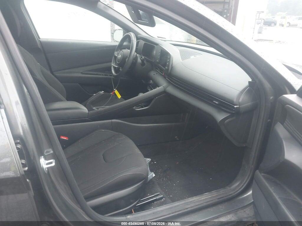 KMHLM4DG9SU937355 2025 HYUNDAI ELANTRA photo no. 5