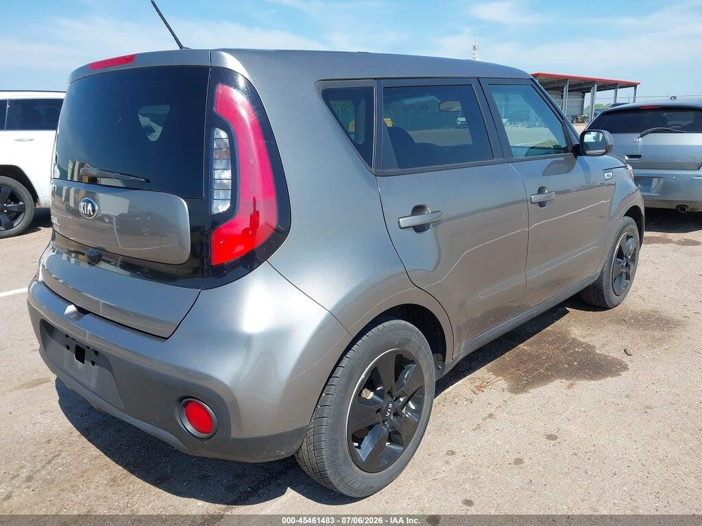 KNDJN2A24K7000496 2019 KIA SOUL photo no. 4