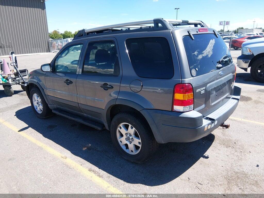 1FMCU931X3KA79174 2003 FORD ESCAPE photo no. 3