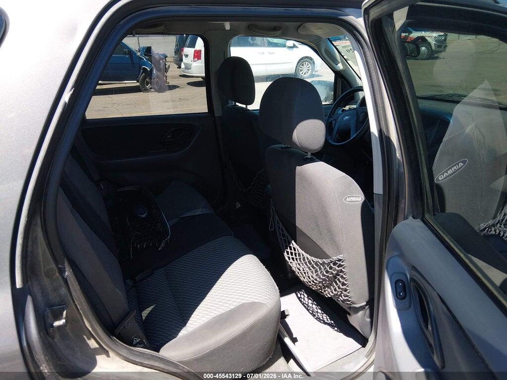 1FMCU931X3KA79174 2003 FORD ESCAPE photo no. 8