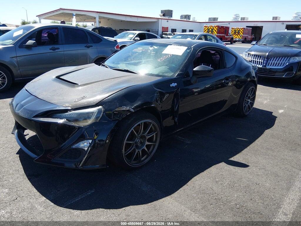 JF1ZNAA15E9704371 2014 SCION FR-S photo no. 2