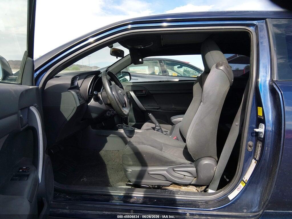 JTKJF5C71B3003556 2011 SCION TC photo no. 5