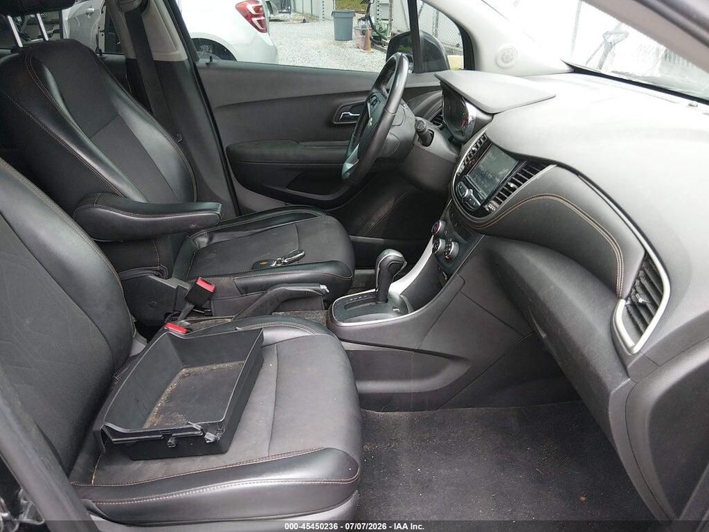 3GNCJPSB5HL263818 2017 CHEVROLET TRAX photo no. 5