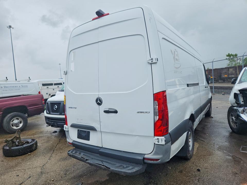 2021 MERCEDES-BENZ SPRINTER 2500 DELIVERY VAN — Фото 3 из 13
